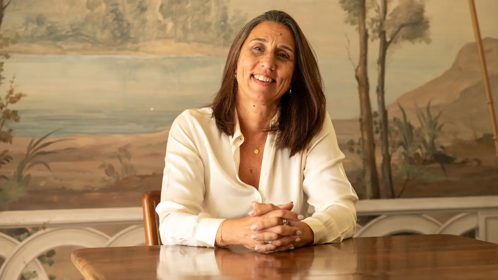 Fotografia da advogada Paula Pires